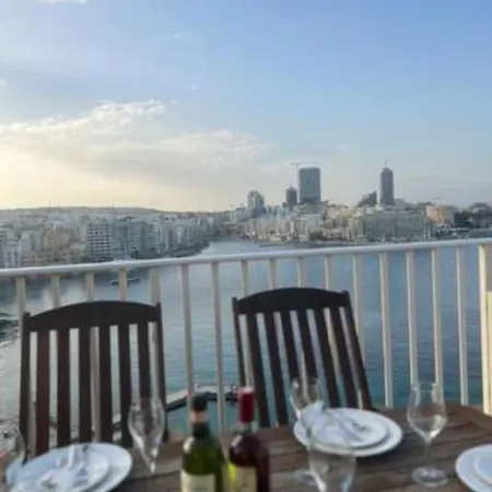 Appartamento Stylish With Stunning Sea Views