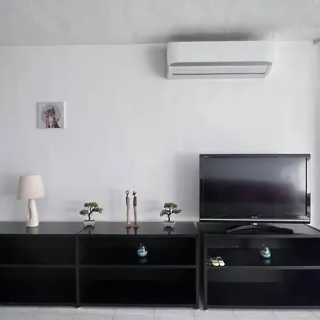 Spacious And Lovely Seaview 公寓 斯利马
