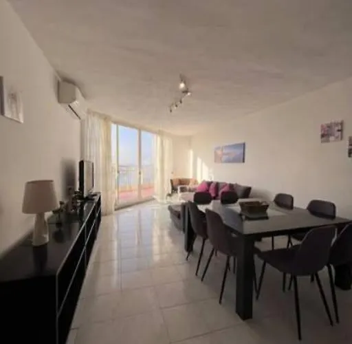 Stylish With Stunning Sea Views * Sliema