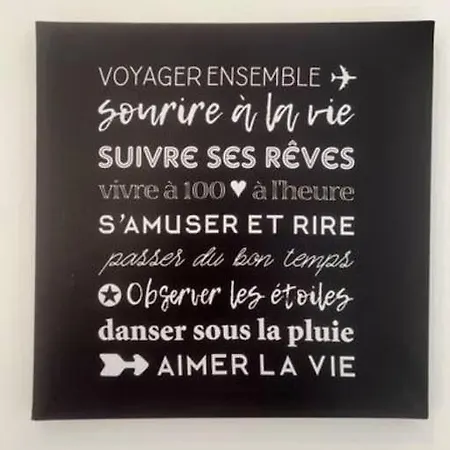 Stylish With Stunning Sea Views Daire *